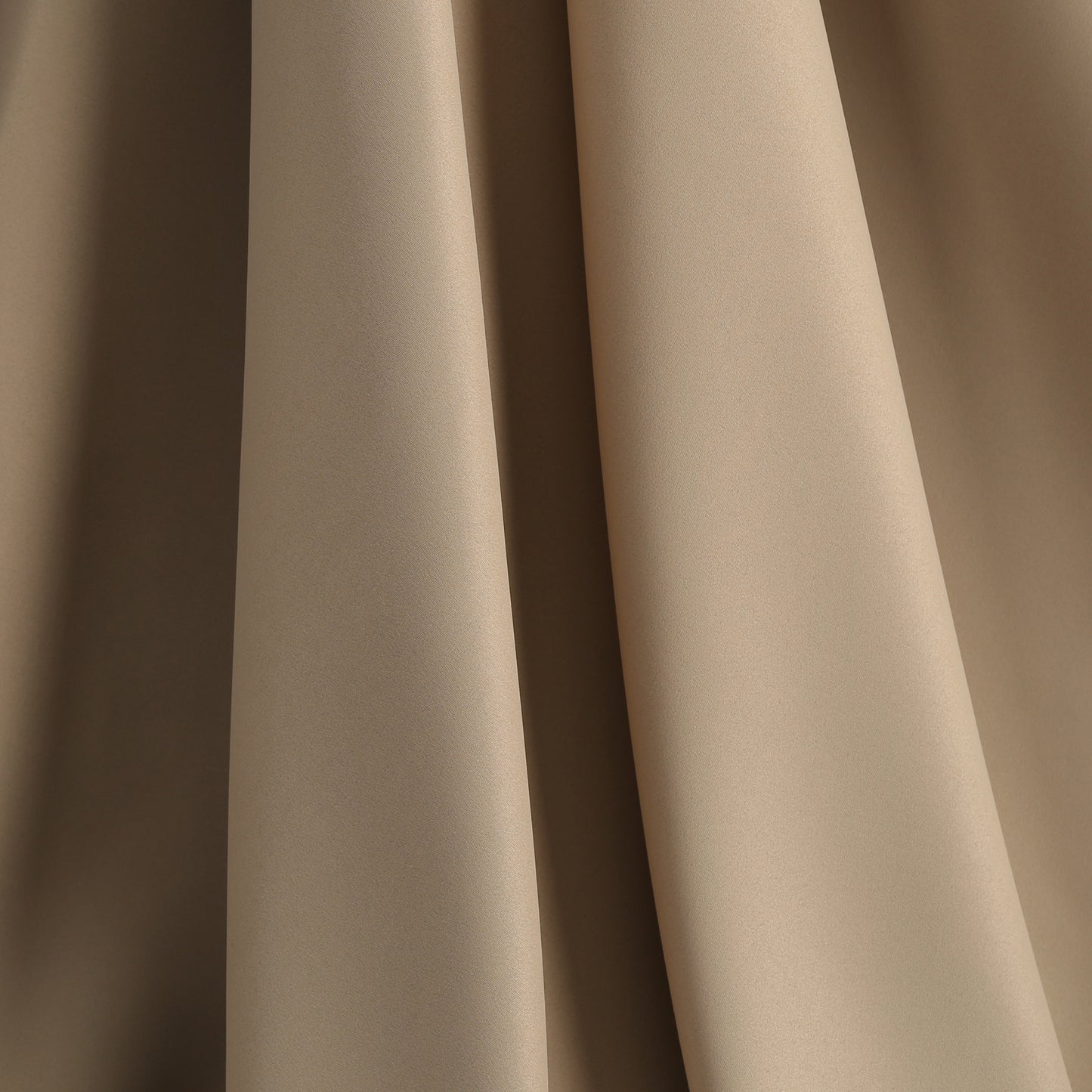 Blackout – Nougat